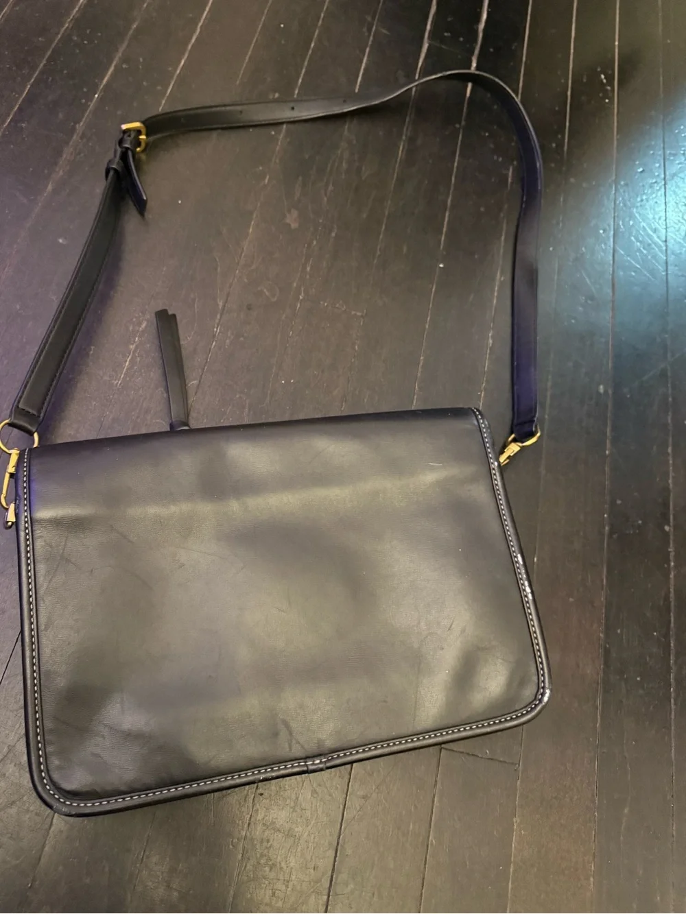 Marc Jacobs Madison Black Leather Messenger/Crossbody Bag (2016)